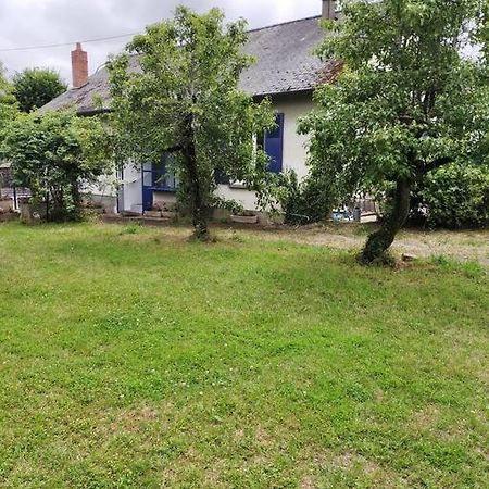 Maison Tout Confort Avec Piscine Saint-Benoit-du-Sault Dış mekan fotoğraf